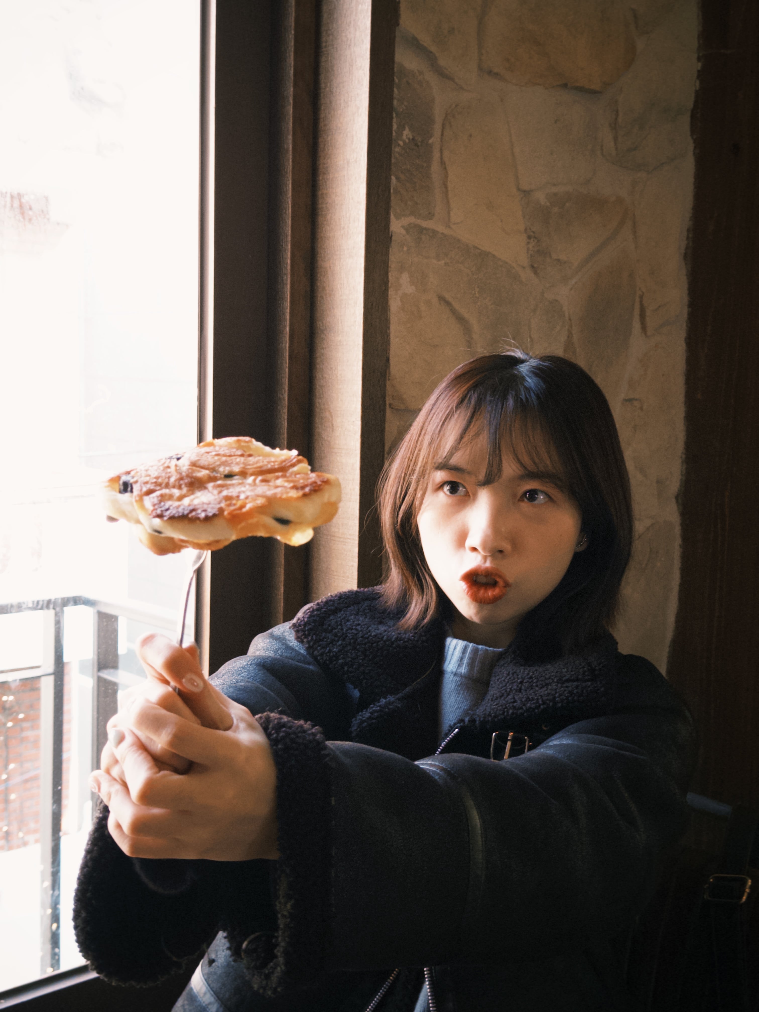 “유미코아웃트로2”