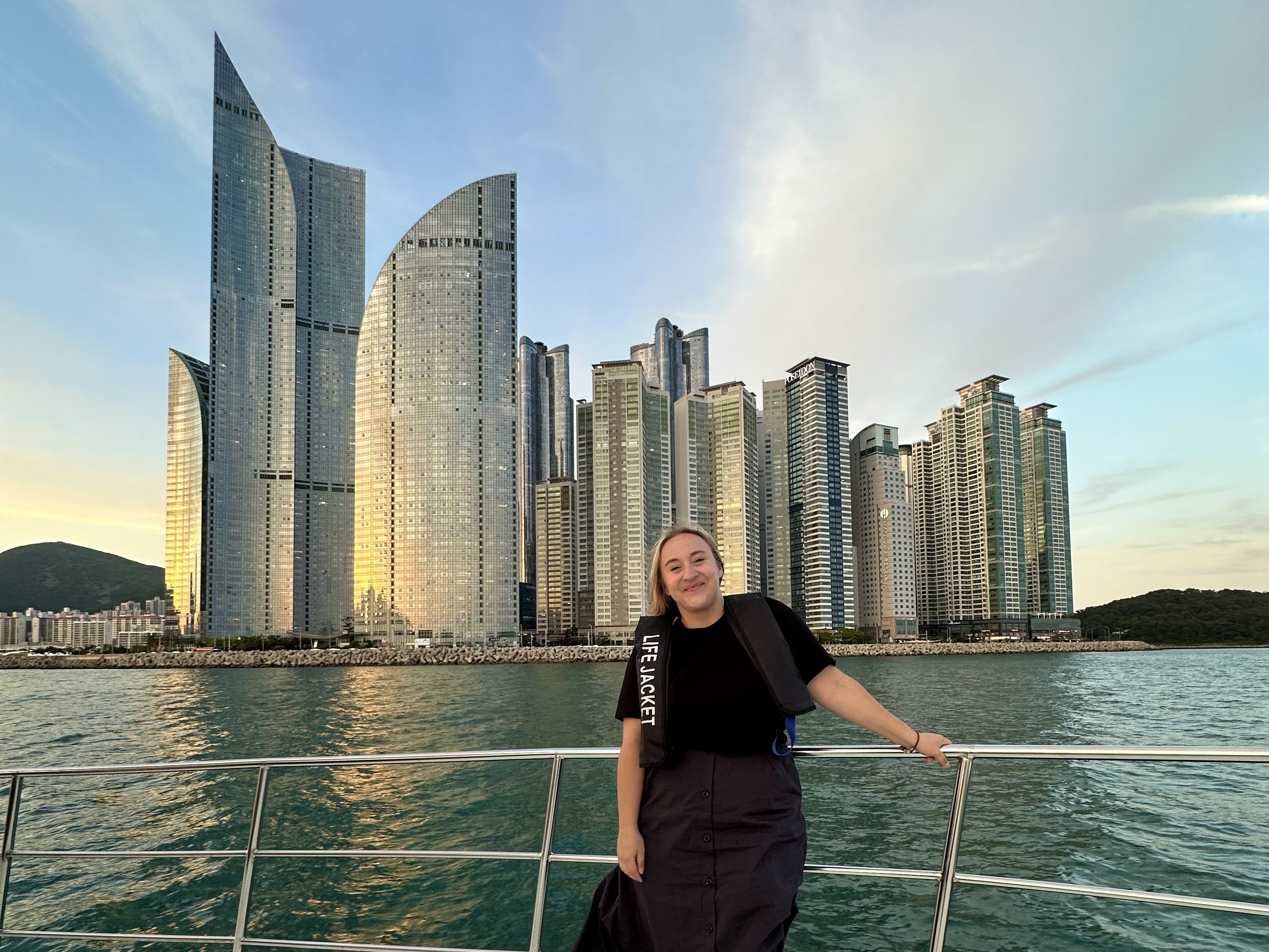 “11인터뷰영문아웃트로1”